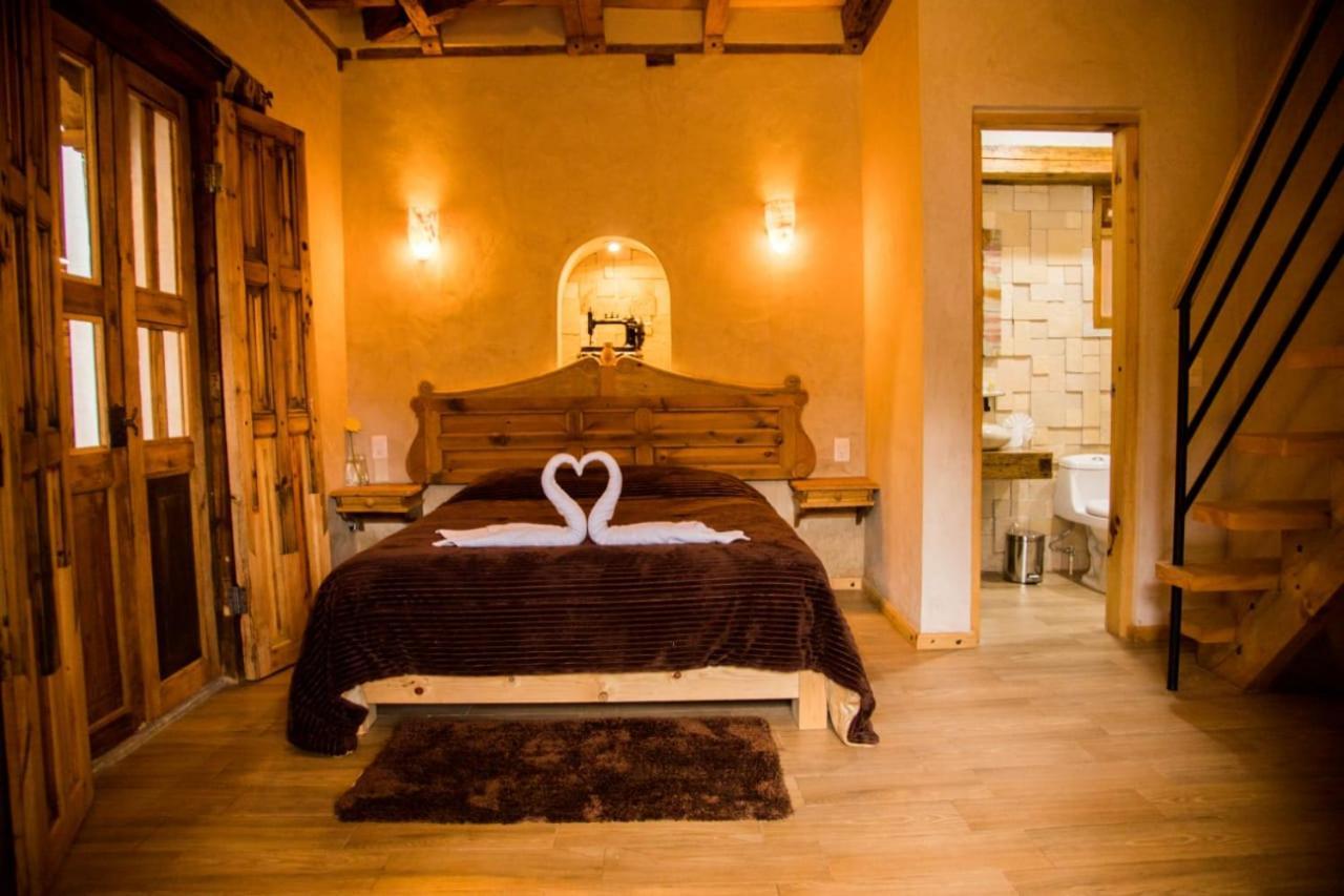 Hotel Casa De Gandhi ซานกริสโตบัล เด ลาสกาซาส ภายนอก รูปภาพ