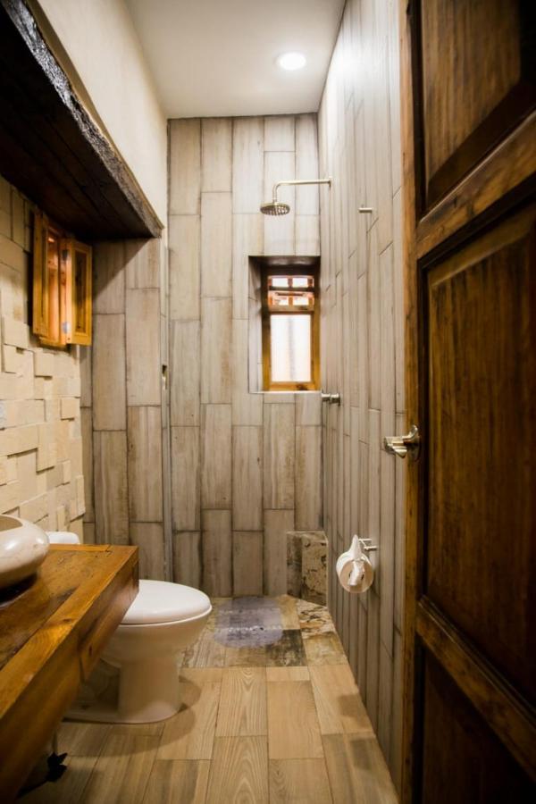 Hotel Casa De Gandhi ซานกริสโตบัล เด ลาสกาซาส ภายนอก รูปภาพ