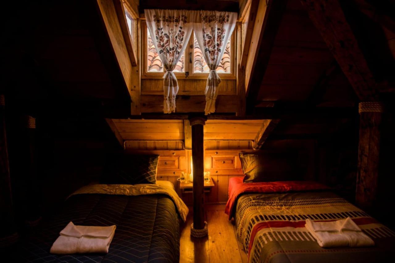 Hotel Casa De Gandhi ซานกริสโตบัล เด ลาสกาซาส ภายนอก รูปภาพ