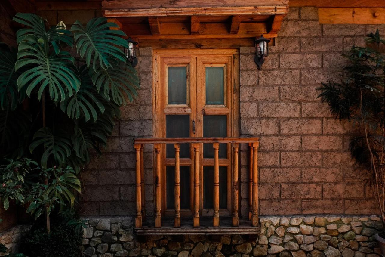 Hotel Casa De Gandhi ซานกริสโตบัล เด ลาสกาซาส ภายนอก รูปภาพ